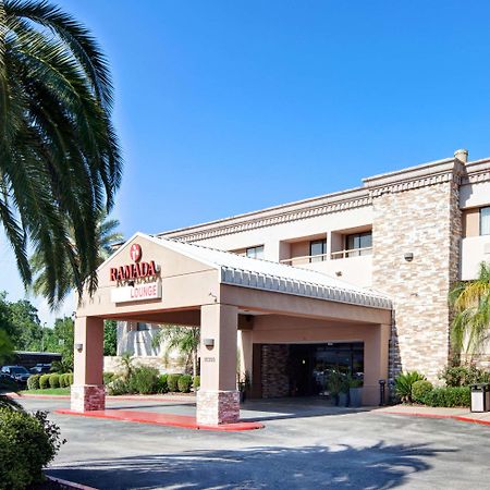 Hotel Ramada By Wyndham Houston Intercontinental Airport South Exterior foto